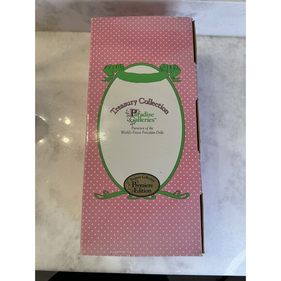 PARADISE GALLERIES Treasury Collection "Treetop Angel" 14" Lighted - Picture 10 of 16